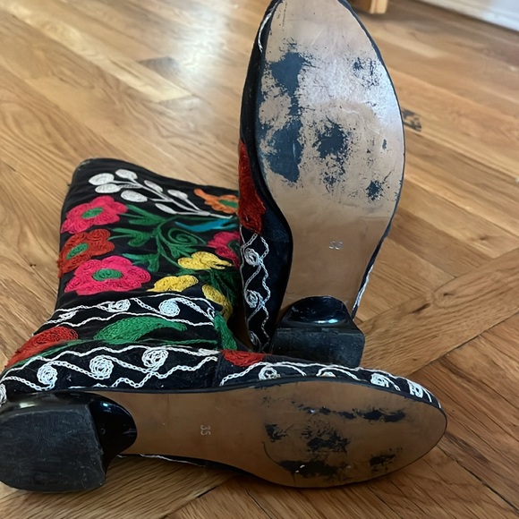 Suzani Embroidered Women's Boots, - Picture 3 of 3
